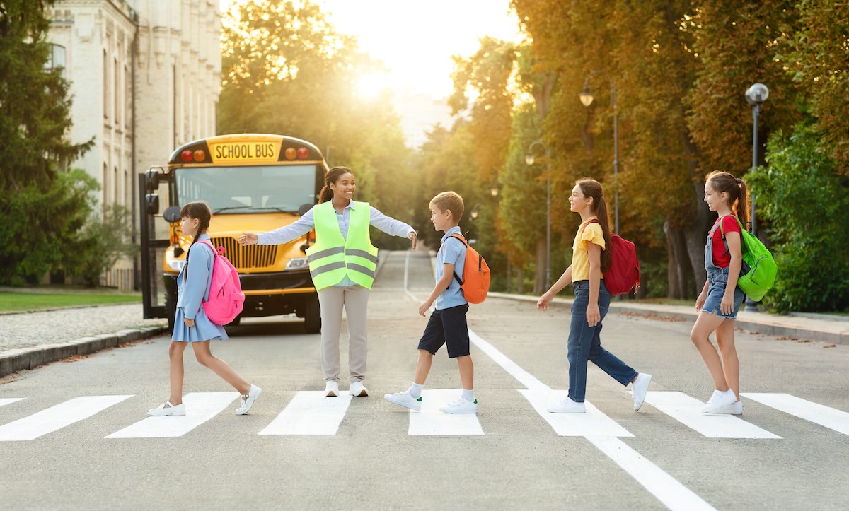 SAFER School Season: Fleet Drivers, Crisscrossing Kids,  and School Buses – Oh My!