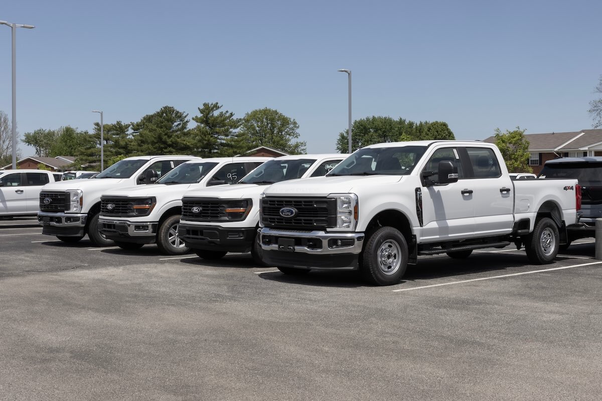Fleet Vehicle Safety: Tailored Defensive Driving for Every Fleet
