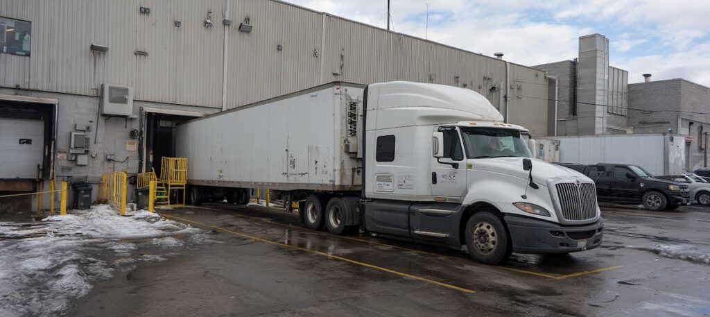 Fleet Trailering Safety Tips for Pedestrian Awareness